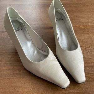 Stuart Weitzman Ivory Shimmer Heel